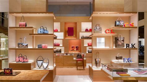 louis vuitton 5th avenue clothing|Louis Vuitton 5th ave store.